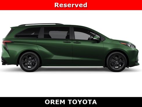 New 2026 Toyota Sienna XLE Woodland Edition AWD/4WD image 12