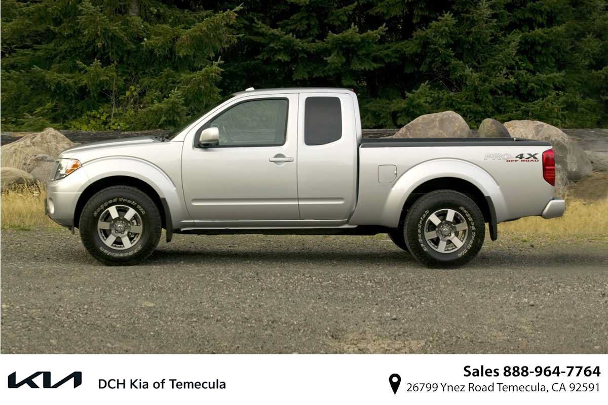 Used 2018 Nissan Frontier PRO-4X AWD/4WD image 1
