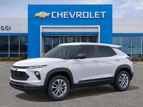 New 2026 Chevrolet TrailBlazer LS w/ LS Convenience Package FWD image 2