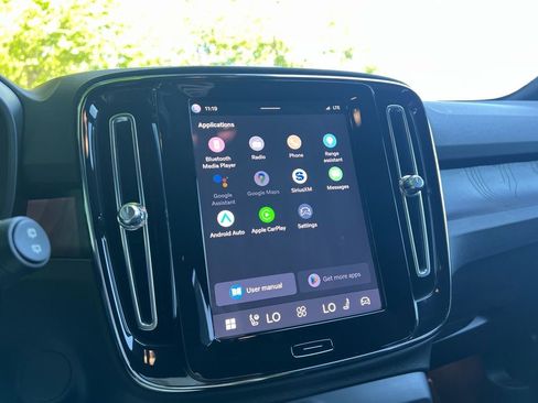 Certified 2023 Volvo XC40 Recharge Ultimate AWD/4WD image 16