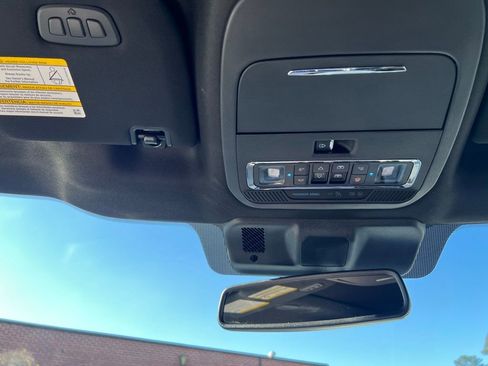 New 2025 Ford F150 Lariat w/ Equipment Group 502A High image 36