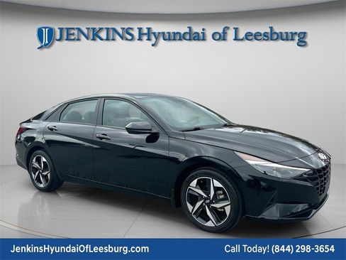 Certified 2023 Hyundai Elantra SEL w/ Convenience Package image 1