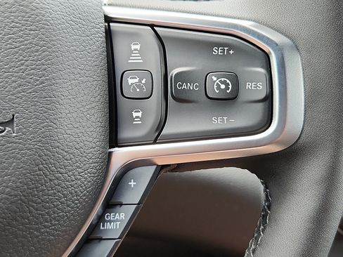 New 2026 RAM 1500 Big Horn AWD/4WD image 17