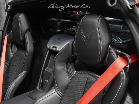 Used 2024 Chevrolet Corvette Z06 w/ Z07 Performance Package RWD image 20