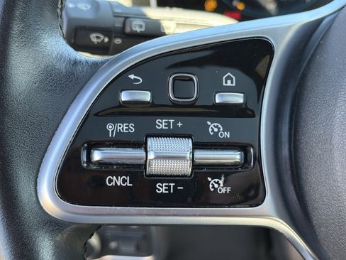 Used 2021 Mercedes-Benz GLA 250 GLA 250 w/ Premium Package image 56