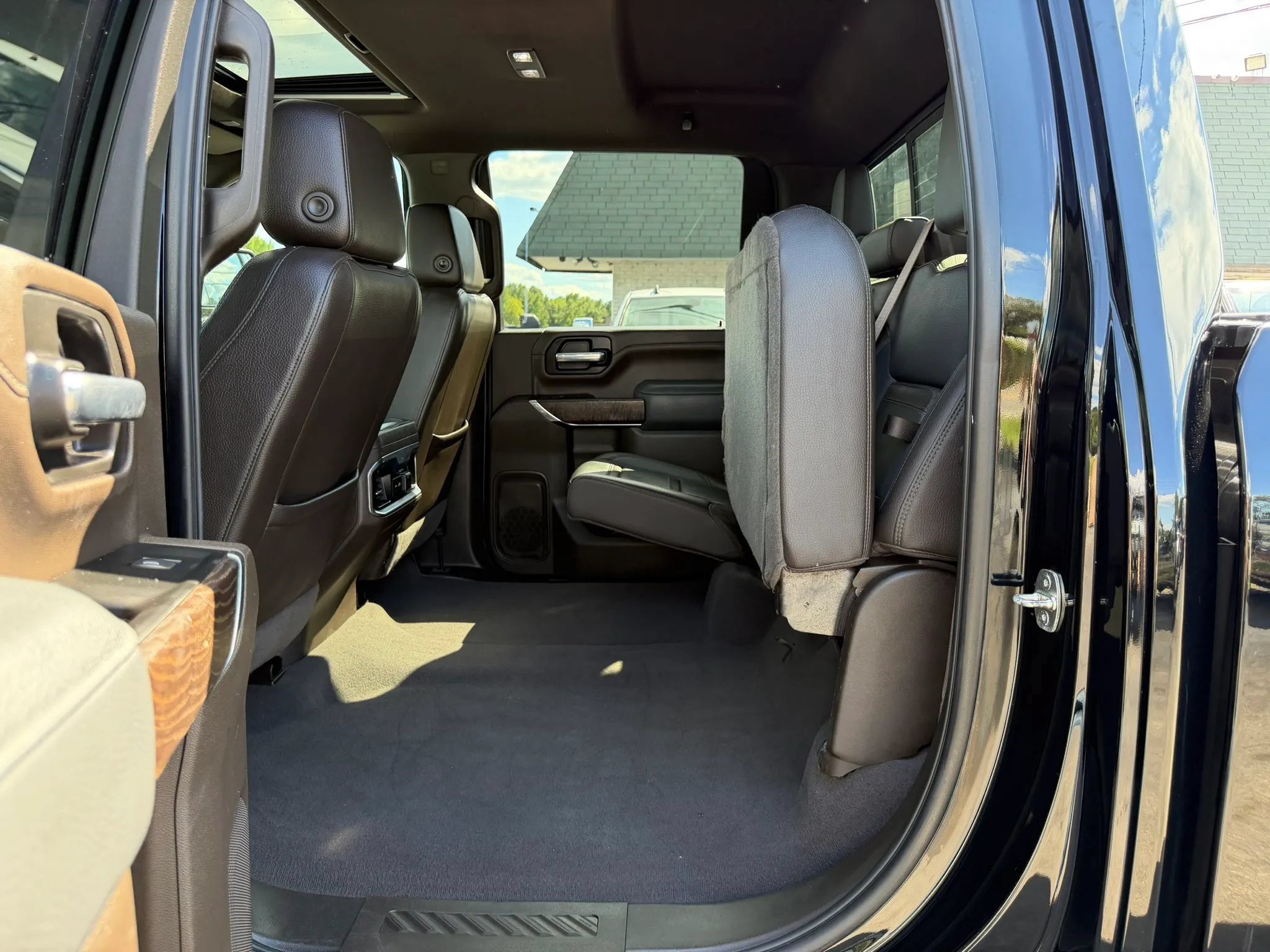 Used 2022 GMC Sierra 2500 Denali w/ Denali Ultimate Package AWD/4WD image 26