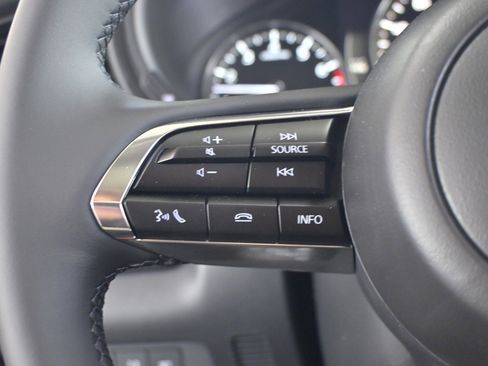 New 2025 MAZDA CX-30 Carbon image 17