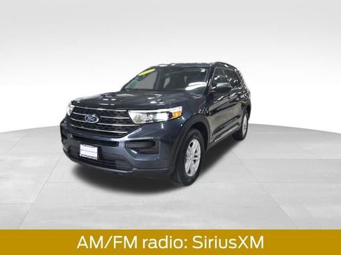 Used 2024 Ford Explorer XLT AWD/4WD image 4