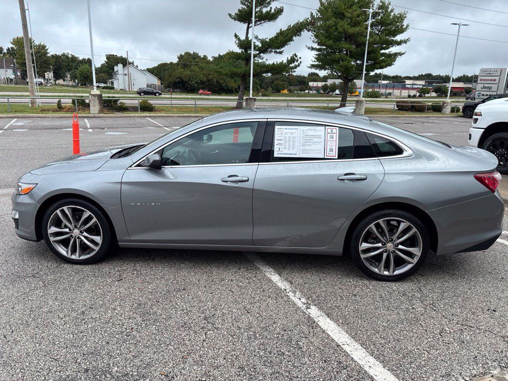 Used 2024 Chevrolet Malibu LT FWD image 5