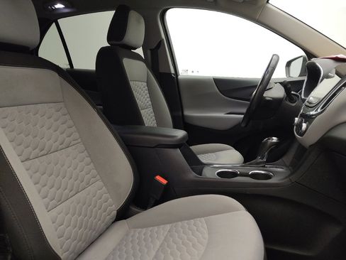 Used 2019 Chevrolet Equinox LT image 21