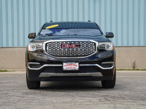 Used 2017 GMC Acadia Denali w/ Technology Package AWD/4WD image 5