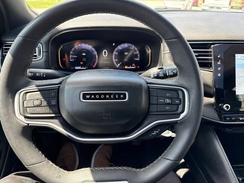Used 2022 Jeep Wagoneer Series I w/ Premium Group I AWD/4WD image 28