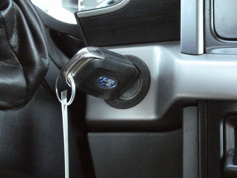 Used 2022 Ford F150 XLT image 9