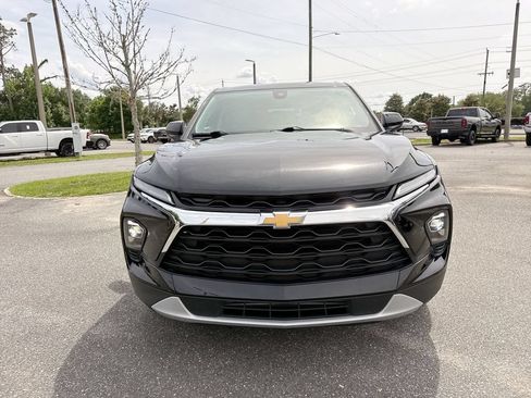 Used 2025 Chevrolet Blazer LT FWD image 9