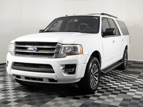Used 2016 Ford Expedition EL XLT image 2