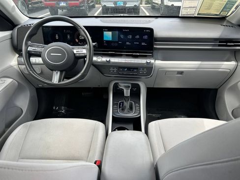 Used 2024 Hyundai Kona SEL AWD/4WD image 10