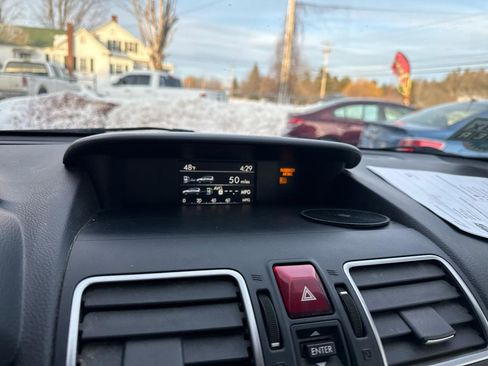 Used 2017 Subaru Forester 2.5i image 18