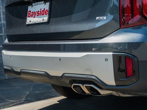 Used 2024 Kia Telluride S AWD/4WD image 11