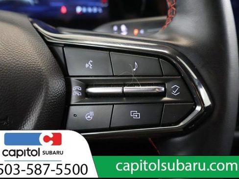 Used 2025 Chevrolet Equinox RS AWD/4WD image 19