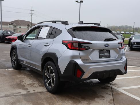 Used 2025 Subaru Crosstrek 2.0i Premium AWD/4WD image 4