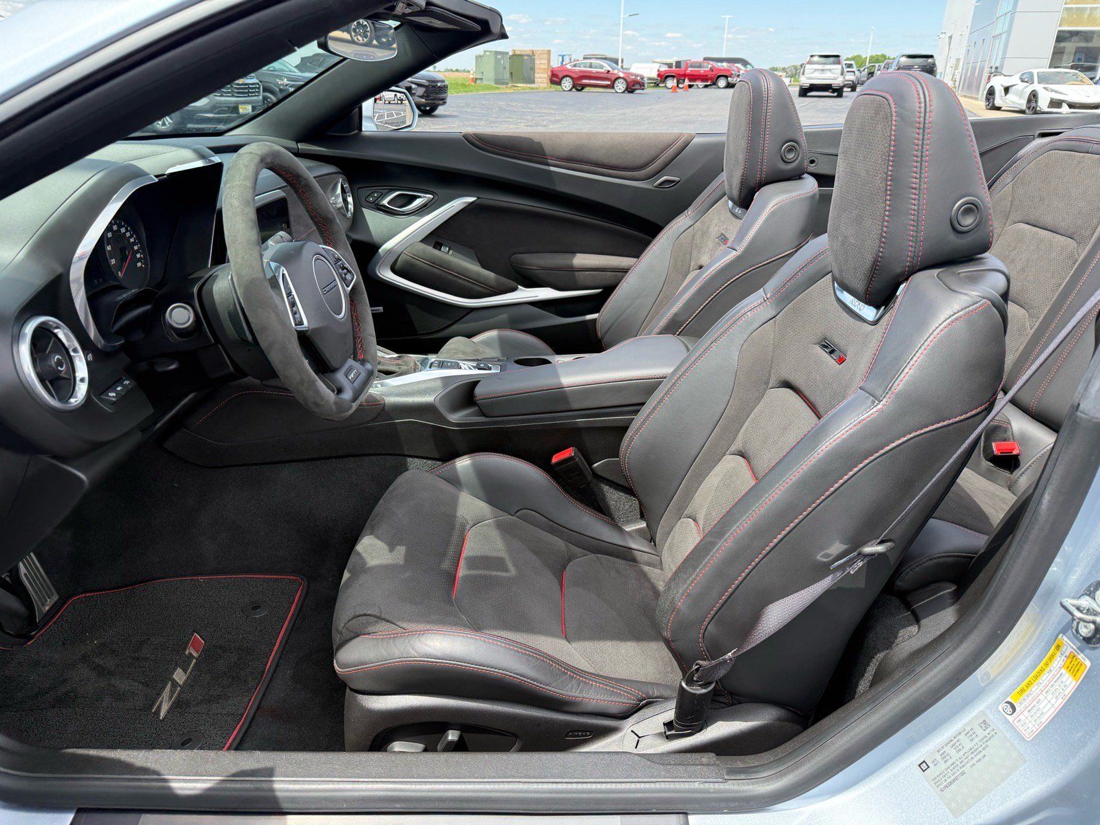 Used 2017 Chevrolet Camaro ZL1 RWD image 23