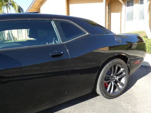 Used 2021 Dodge Challenger R/T Scat Pack image 13