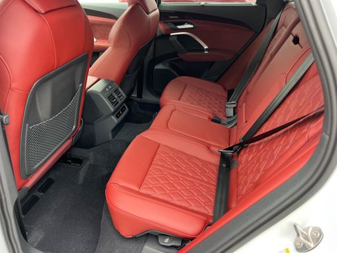 New 2026 Audi SQ5 Prestige AWD/4WD image 14