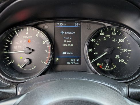 Used 2020 Nissan Rogue SV image 20