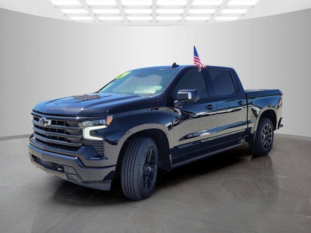 Used 2024 Chevrolet Silverado 1500 High Country w/ Midnight Edition AWD/4WD image 8