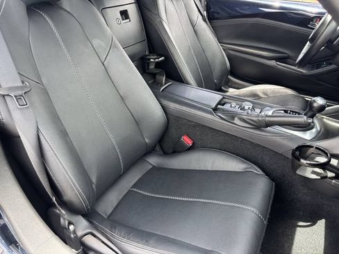 Used 2025 MAZDA MX-5 Miata RF Grand Touring RWD image 10