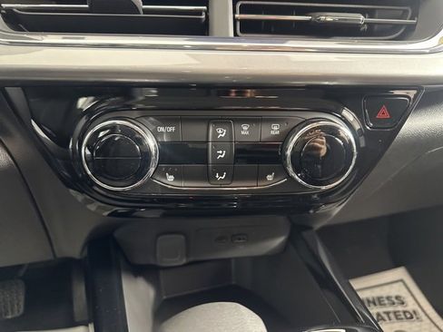 New 2026 Chevrolet Trax LT w/ Driver Confidence Package image 17