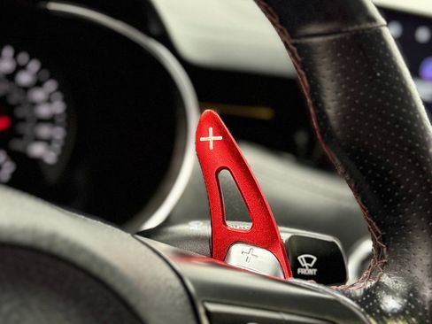 Used 2022 Kia Stinger GT2 image 21