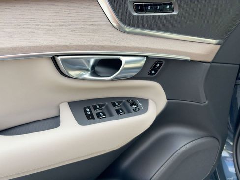 New 2026 Volvo XC90 B5 Core w/ Protection Package image 12