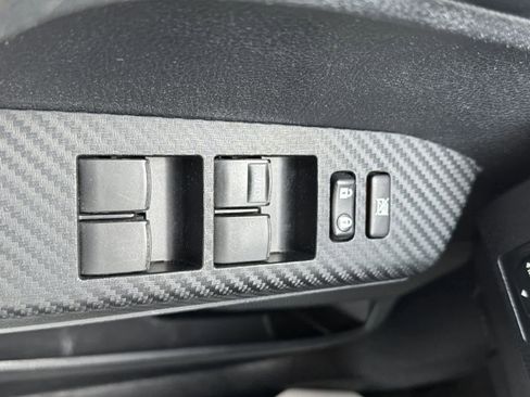 Used 2013 Toyota RAV4 XLE image 15