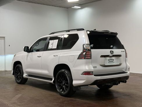 Used 2023 Lexus GX 460 image 26