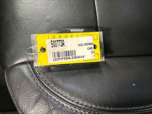 Used 2020 Chevrolet Silverado 1500 LT Trail Boss image 31