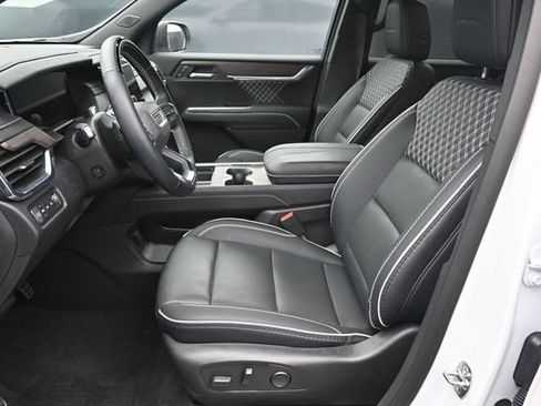 Used 2026 GMC Acadia Denali w/ Super Cruise Package AWD/4WD image 13