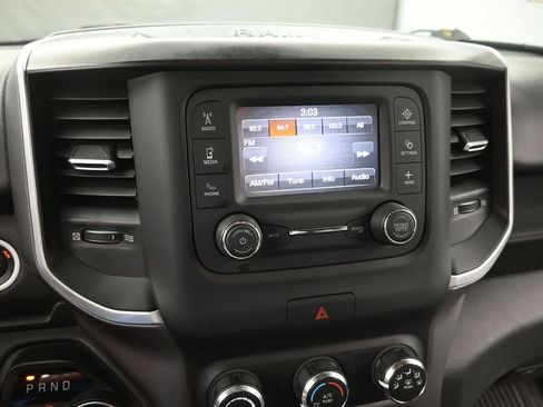 Used 2021 RAM 1500 Big Horn AWD/4WD image 32