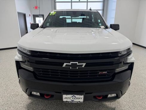 Used 2019 Chevrolet Silverado 1500 LT Trail Boss AWD/4WD image 7