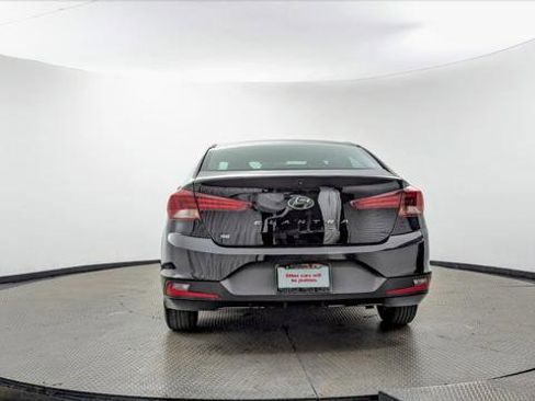 Used 2019 Hyundai Elantra SE w/ Cargo Package image 7