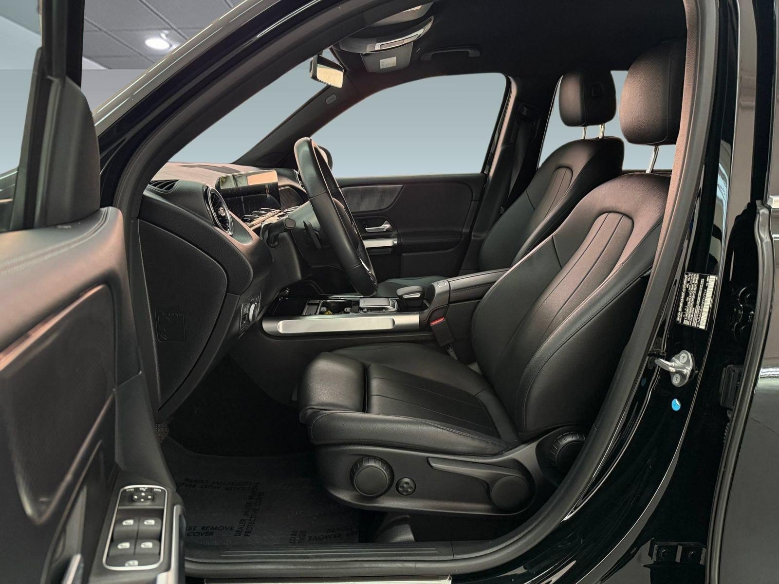 Used 2022 Mercedes-Benz GLB 250 image 5