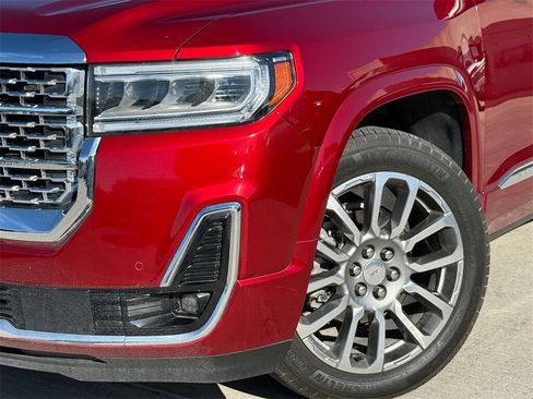 Used 2023 GMC Acadia Denali w/ Denali Ultimate Package image 2