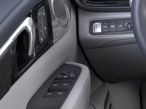 New 2026 Buick Enclave Avenir w/ Super Cruise Package image 22