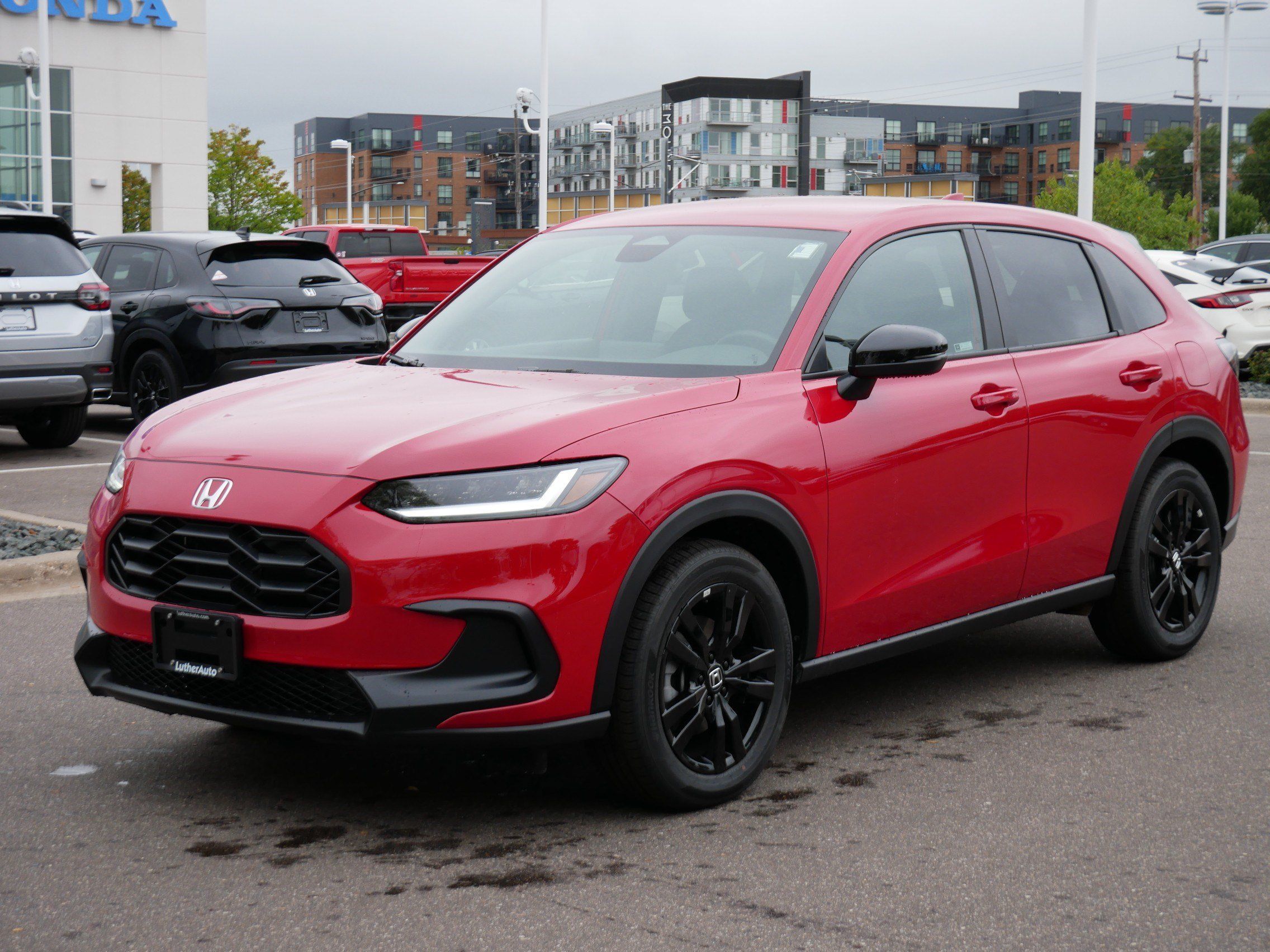 Used 2027 Honda HR-V Sport image 3