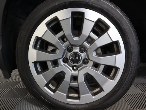 Certified 2024 Honda Passport Black Edition image 32