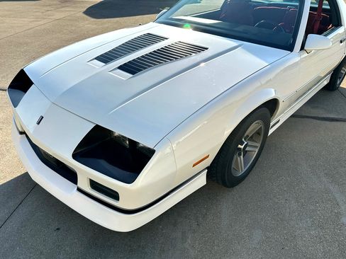 Used 1986 Chevrolet Camaro Z28 image 6