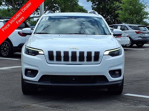 Used 2021 Jeep Cherokee Latitude Lux w/ Sun & Sound Group FWD image 2
