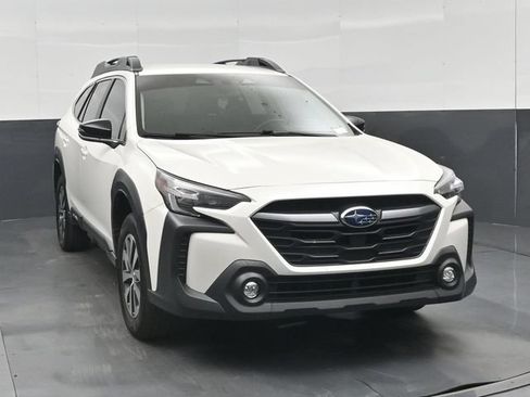 Used 2025 Subaru Outback Premium AWD/4WD image 31