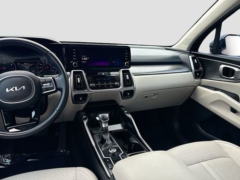 Used 2023 Kia Sorento S FWD image 22