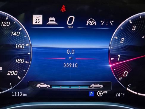 Used 2022 Mercedes-Benz SL 55 AMG 4MATIC w/ Driver Assistance Package image 40